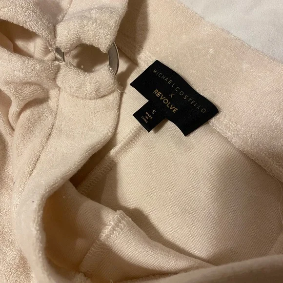 Revolve shorts - Picture 6 of 6